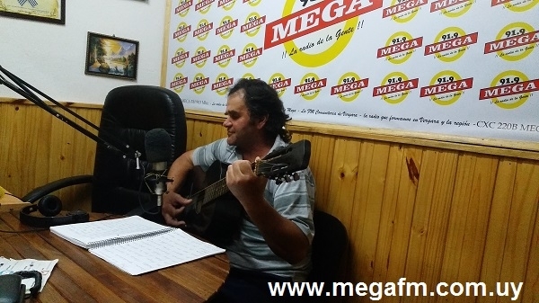 El tema del cantautor Nelson Brun al Alcalde local Fidencio Gonzalez 8/11/16