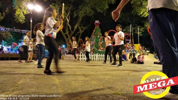 Cierre de a&ntilde;o programa ENTRE MATES Y GUITARRAS 2019