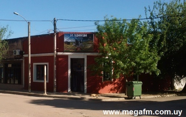 Agro veterinaria La Alborada de la Dra. Yenny Ferrada se mudo de local