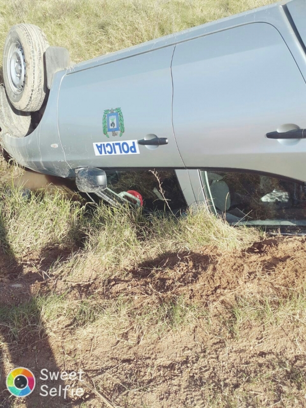Volc&oacute; un m&oacute;vil de Seccional Tercera en camino Zapata