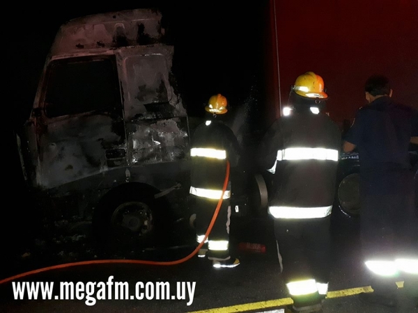 Se incendi&oacute; la cabina de un cami&oacute;n en Ruta 18 Km 306 21/01/18