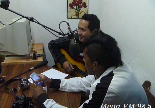 Entrevista La Fabula en vivo en los estudios de Mega FM 98.5