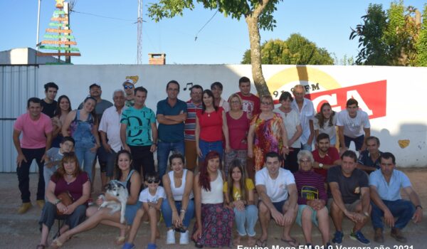 La familia de Mega FM octavo aniversario 2021