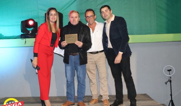 Homenaje a Alba Cuello en el Décimo tercer aniversario de MEGA FM 91.9